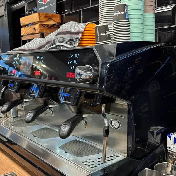 sono. Cafe - Treffpunkt für Kaffeeliebhaber